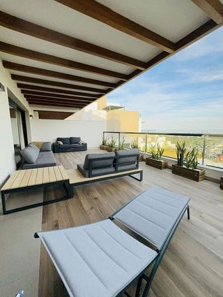 Piso en venta en Los Naranjos - Las Brisas en Marbella