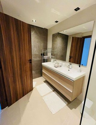 Piso en venta en Los Naranjos - Las Brisas en Marbella