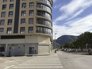 Local comercial en venta en Tavernes de la Valldigna