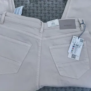 Vaquero OOTO Beige Straight Fit