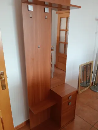 Urge vender! Mueble recibidor madera