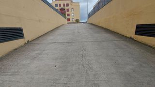 Garaje en venta en Portillejo - Valdegastea en Logroño