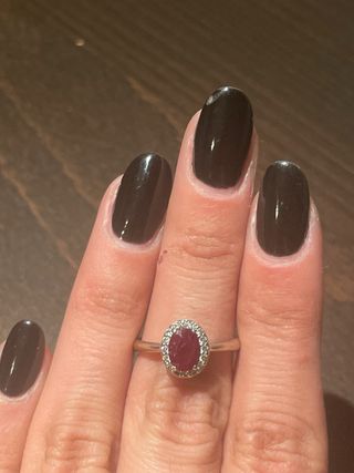 Anello rubino e diamanti modello Kate Prezzotratt.