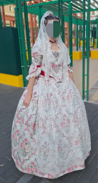 Traje Valenciana Álvaro Moliner S.XVIII