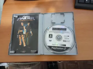 Tomb Raider: El Ángel de la Oscuridad PS2 Platinum