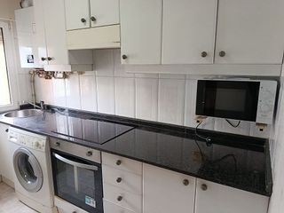 Piso en alquiler en Cuatro Caminos en Santander