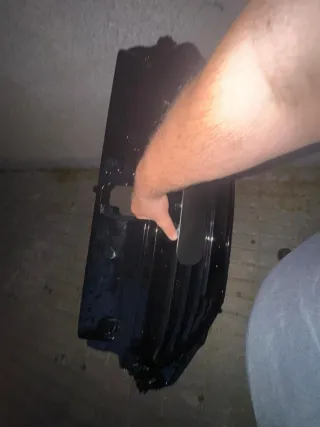 Rejilla Audi 8p A3 con soporte roto nueva