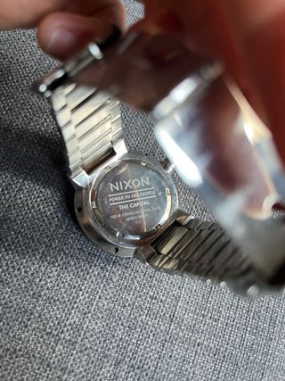 Reloj Nixon The Capital Dorado y Plateado