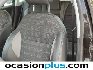 Peugeot 2008 BlueHDi 100 S&S Allure 73 kW (100 CV)