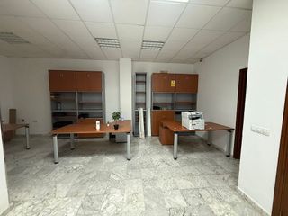 Local comercial en alquiler en Molino de la Vega en Huelva