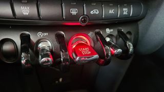 DESDE 283€ AL MES SIN ENTRADA MINI MINI 2022