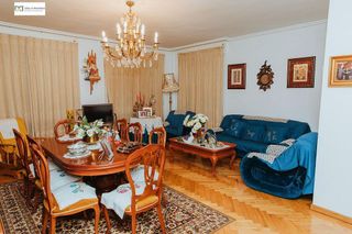 Chalet en venta en Cacabelos