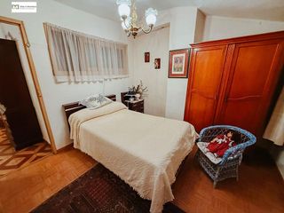 Chalet en venta en Cacabelos