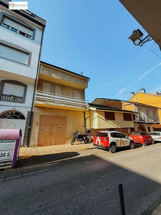 Chalet en venta en Cacabelos