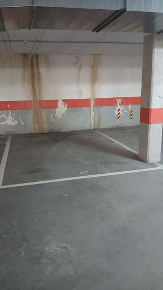 Garaje en venta en Ares