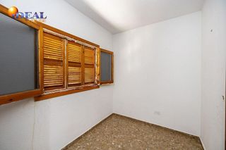 Chalet en venta en Zubia (La)