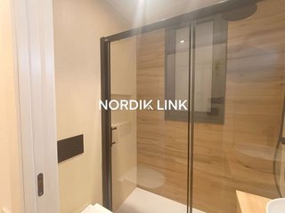 Piso en venta en El Raval en Barcelona