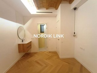 Piso en venta en El Raval en Barcelona