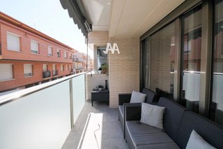 Piso en venta en Llevant en Igualada