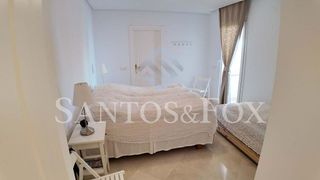 Piso en venta en Los Naranjos - Las Brisas en Marbella