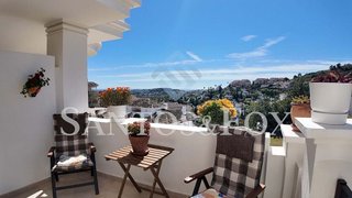 Piso en venta en Los Naranjos - Las Brisas en Marbella