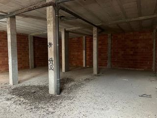 Local comercial en venta en Lucena