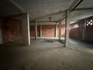 Local comercial en venta en Lucena