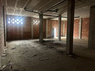 Local comercial en venta en Lucena