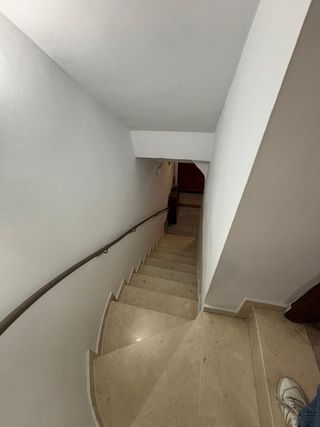 VENTA CASA EN ZONA CLARA CAMPOAMOR, LUCENA