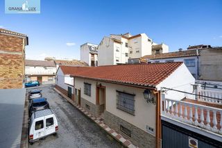 Chalet en venta en Zubia (La)