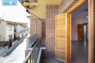 Chalet en venta en Zubia (La)