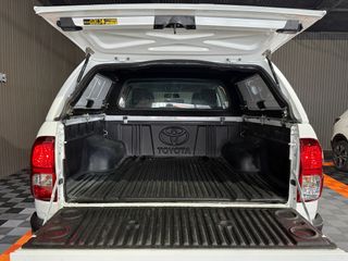 TOYOTA HILUX DOBLE CABINA 2.4 D-4D GX 150 CV 6VEL