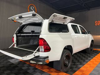 TOYOTA HILUX DOBLE CABINA 2.4 D-4D GX 150 CV 6VEL