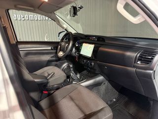 TOYOTA HILUX DOBLE CABINA 2.4 D-4D GX 150 CV 6VEL