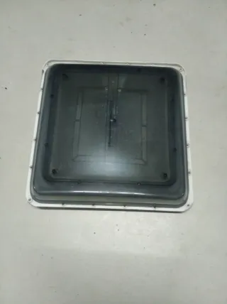 Claraboya Fiamma  camper autocaravana 40x40