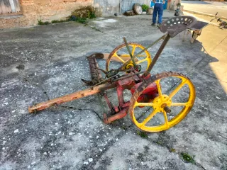 Segadora de peine antigua