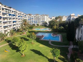 Piso en alquiler en Puerto Banús en Marbella