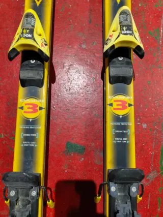 Esquís Dynastar Evasion Sport con Bastones