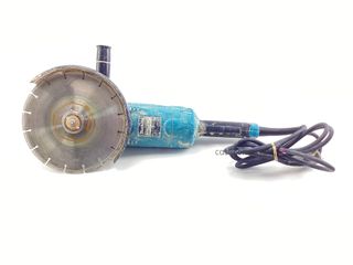 radial makita ga9020