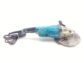 radial makita ga9020