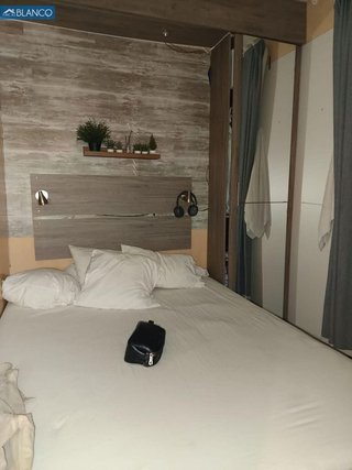 Local comercial en venta en Pubilla Cases en Hospitalet de Llobregat, L´