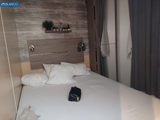 Local comercial en venta en Pubilla Cases en Hospitalet de Llobregat, L´