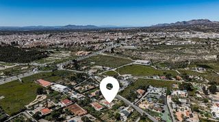 Chalet en venta en Jubalcoi en Elche