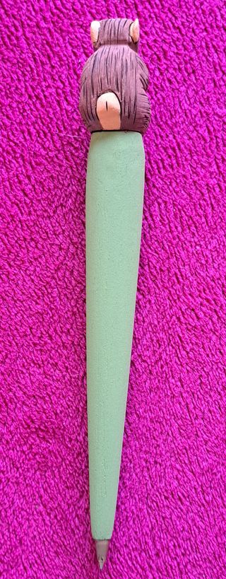 Bolígrafo Mono Madera Balsa Artesanía