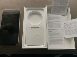 iPhone 11 64GB Blanco precio negociable