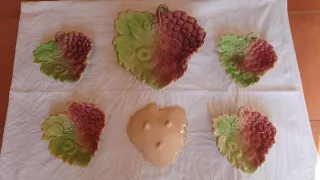 Frutero de cerámica y 5 platos a juego .Vintage