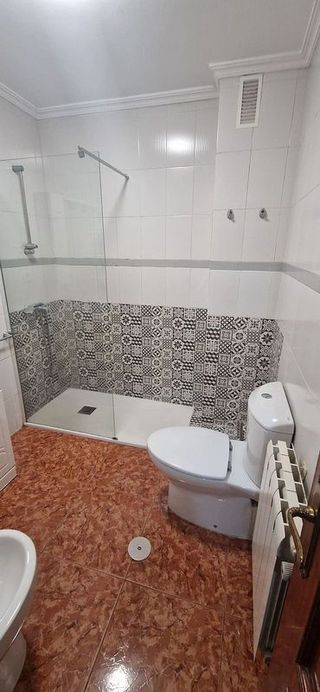 Piso en alquiler en Reyes Católicos en Alcalá de Henares