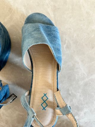 Sandalias MIM Talla 36 Piel Vegana y Denim