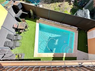 Casa adosada en venta en Torelló