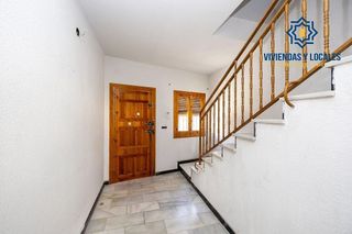 Chalet en venta en Zubia (La)